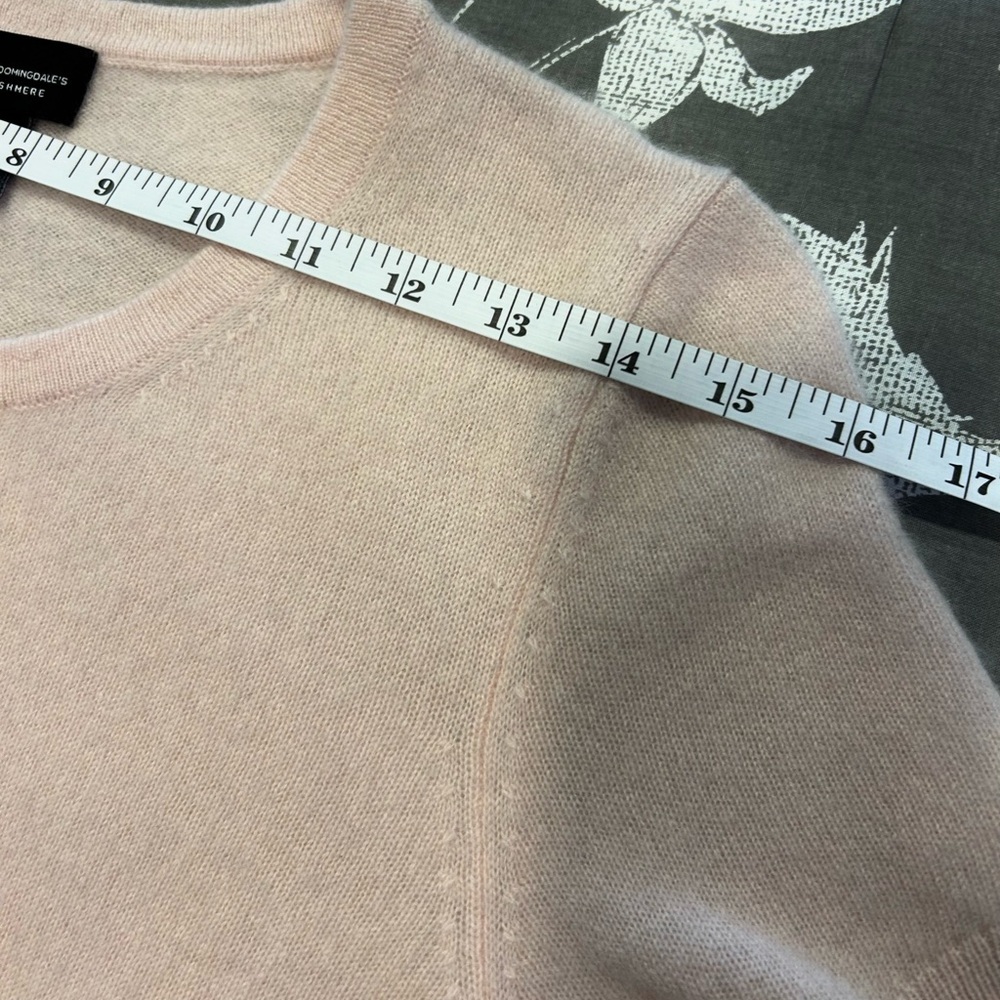 🌸”C by Bloomingdale’s” Light Pink Short Sleeve 100% Cashmere Sweater Size L🌷 - Picture 10 of 10